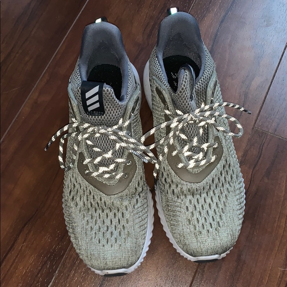 Alpha bounce adidas